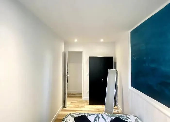 De Charme Plein Centre-ville De A 2 Pas Du Marche * La Rochelle (Charente-Maritime)