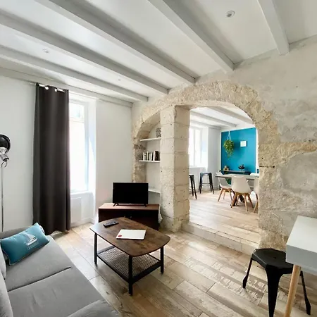 Appartamento De Charme Plein Centre-ville De A 2 Pas Du Marche La Rochelle (Charente-Maritime)