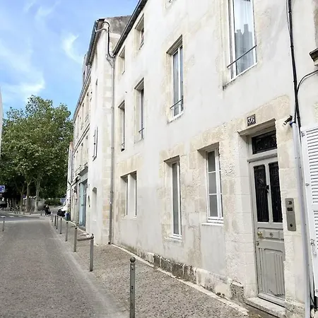 De Charme Plein Centre-ville De A 2 Pas Du Marche * La Rochelle (Charente-Maritime)