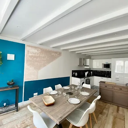 De Charme Plein Centre-ville De A 2 Pas Du Marche Apartmán *